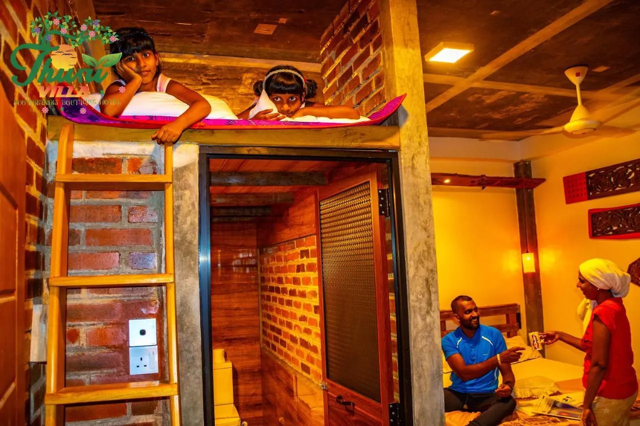 *** Hotel Thuru Villa Katunayaka Sri Lanka